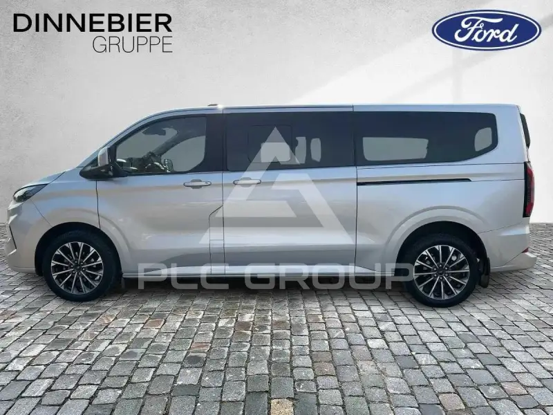 2024 Ford Tourneo