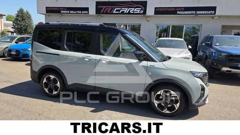 2024 Ford Tourneo