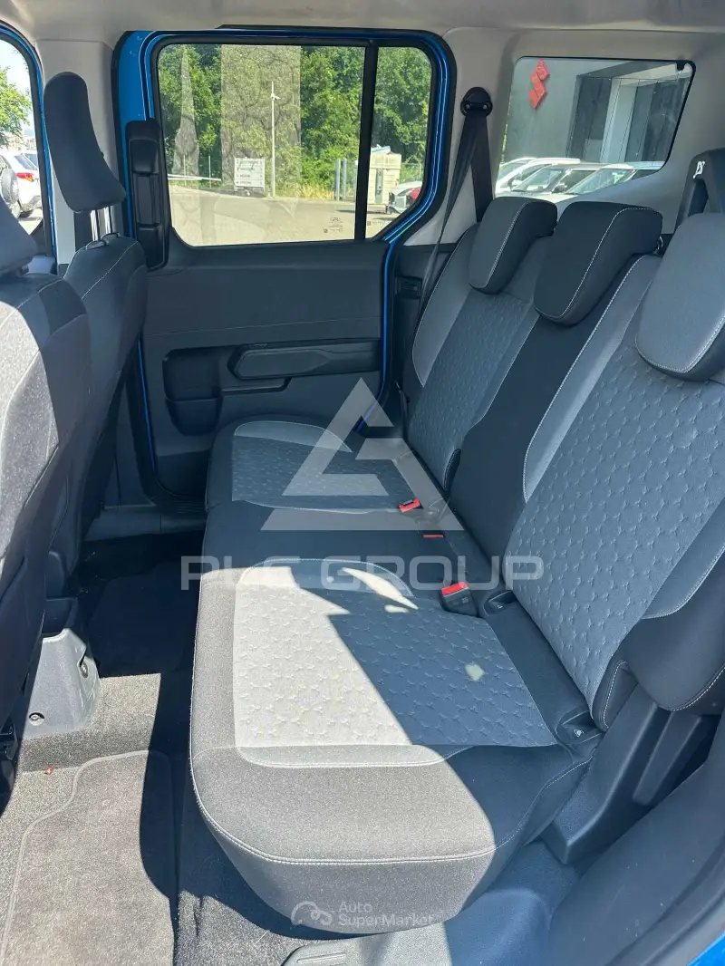 2024 Ford Tourneo