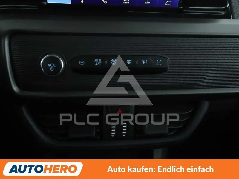 2024 Ford Tourneo