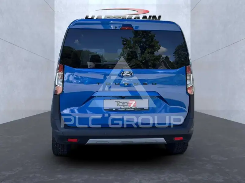 2024 Ford Tourneo