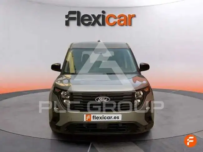 2024 Ford Tourneo