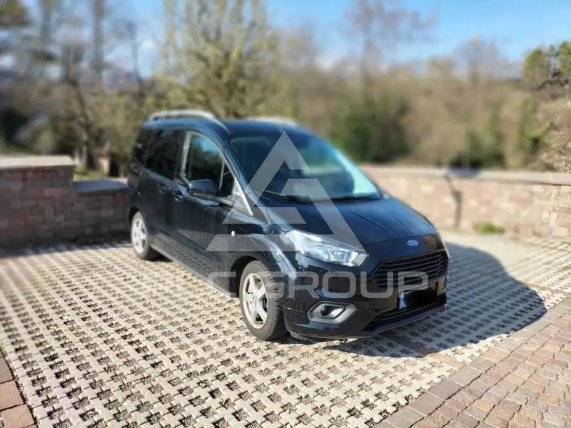 2024 Ford Tourneo
