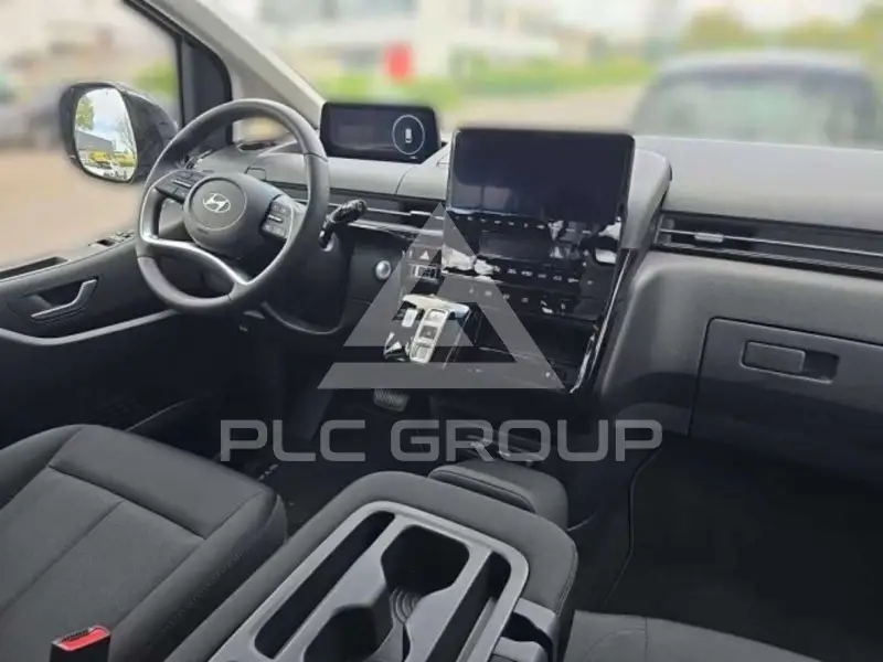 2024 Hyundai Staria