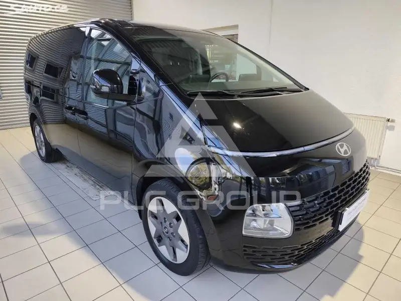 2024 Hyundai Staria