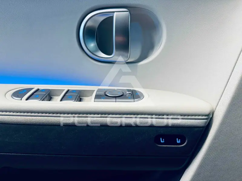 2024 Hyundai Ioniq
