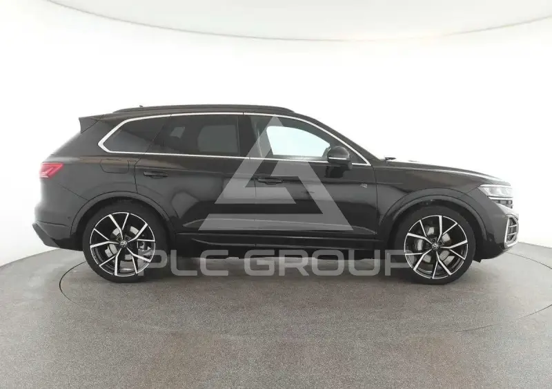 2024 Volkswagen Touareg