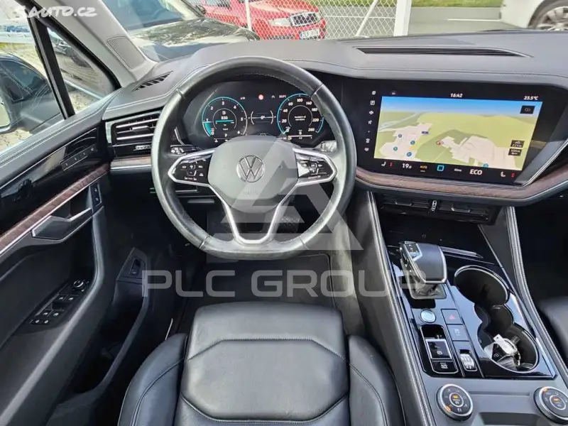 2024 Volkswagen Touareg