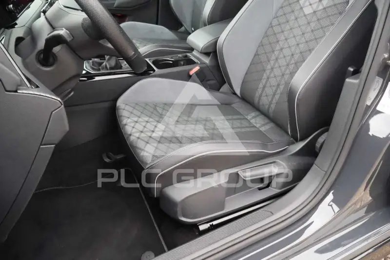 2024 Volkswagen GOLF