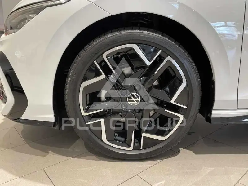 2024 Volkswagen GOLF