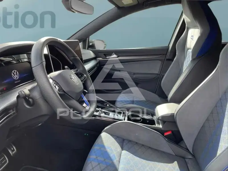 2024 Volkswagen GOLF