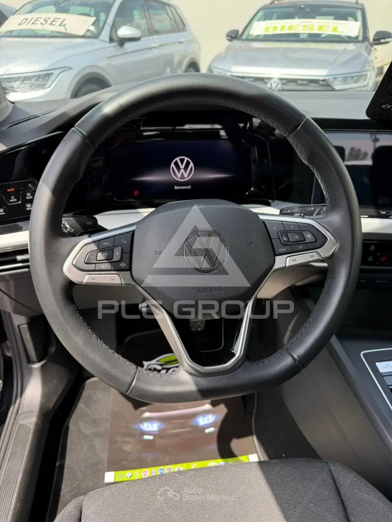 2024 Volkswagen GOLF