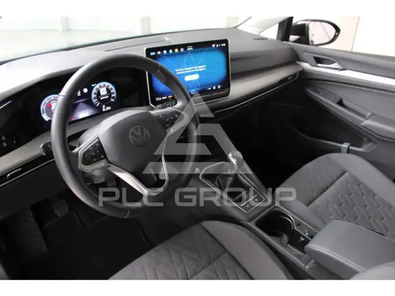 2024 Volkswagen GOLF