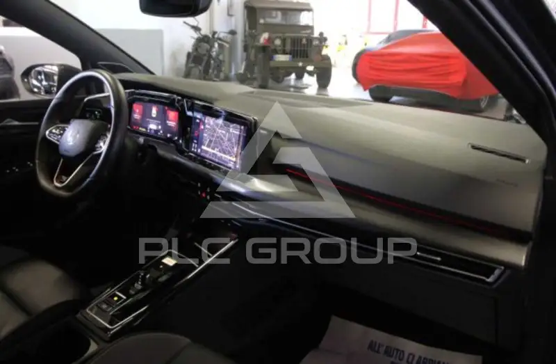 2024 Volkswagen GOLF