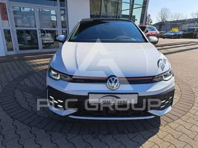 2024 Volkswagen GOLF