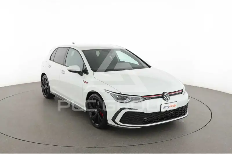 2024 Volkswagen GOLF