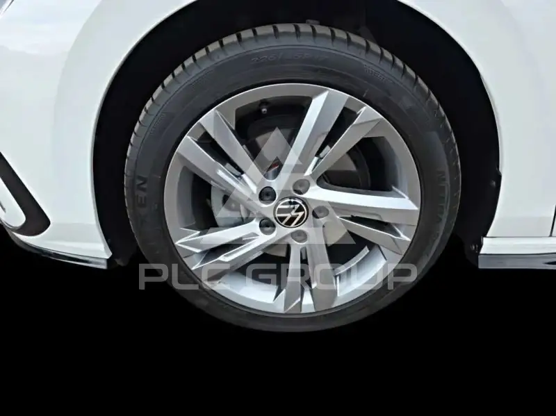 2024 Volkswagen GOLF