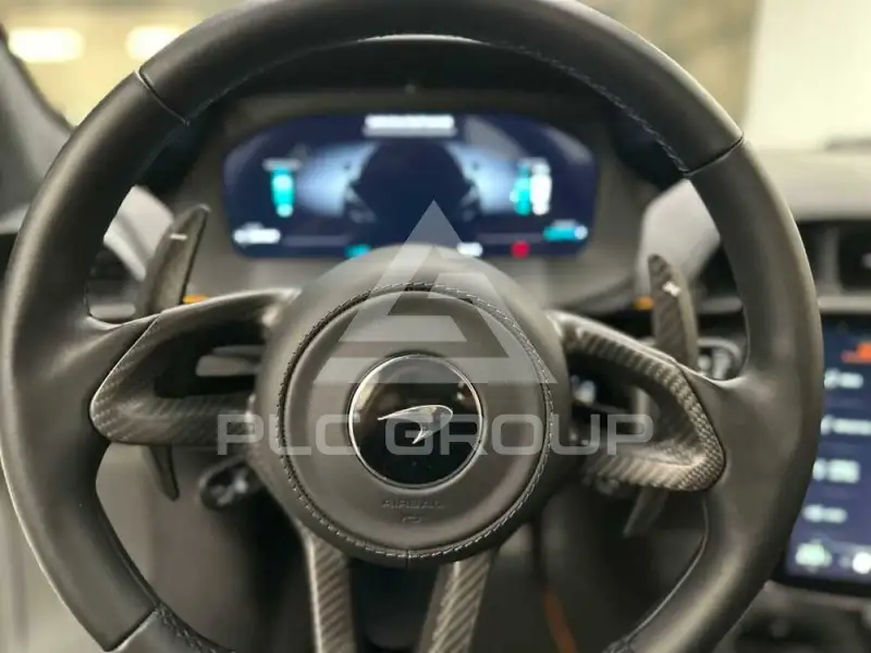 2024 McLaren ARTURA