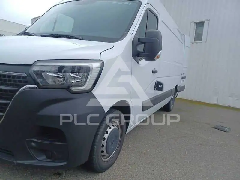 2024 Renault Master