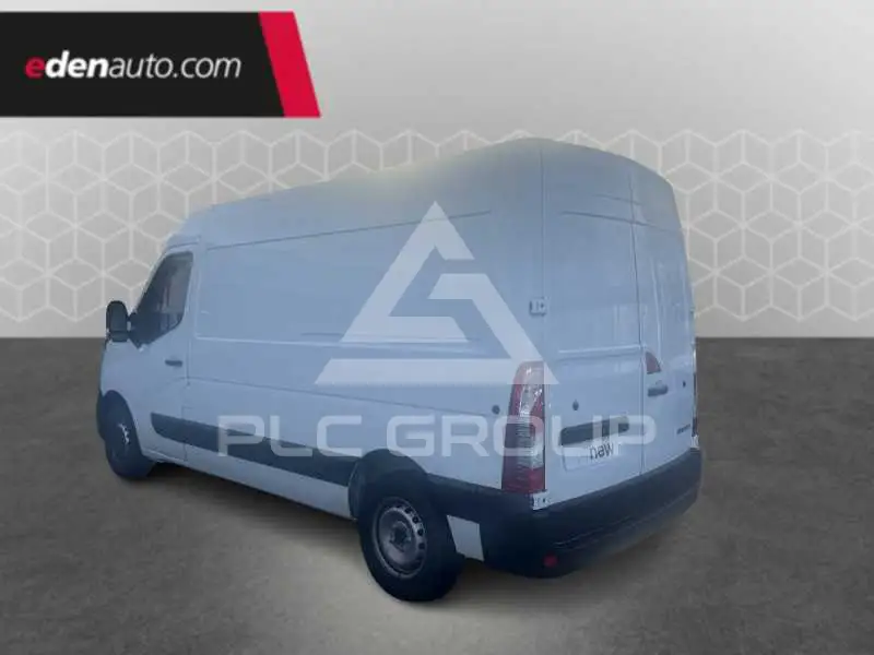 2024 Renault Master