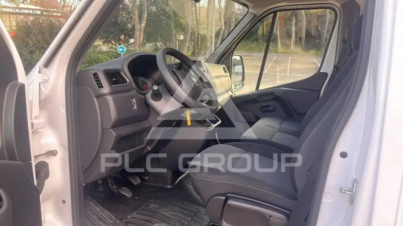 2024 Renault Master