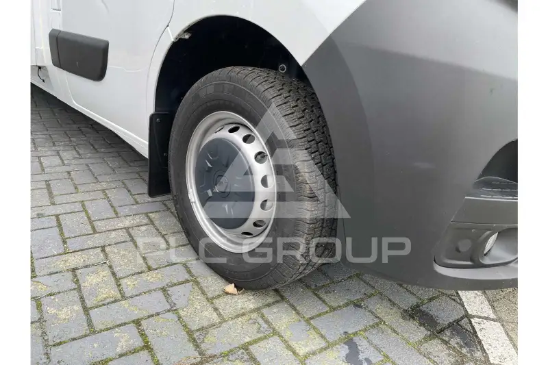 2024 Renault Master