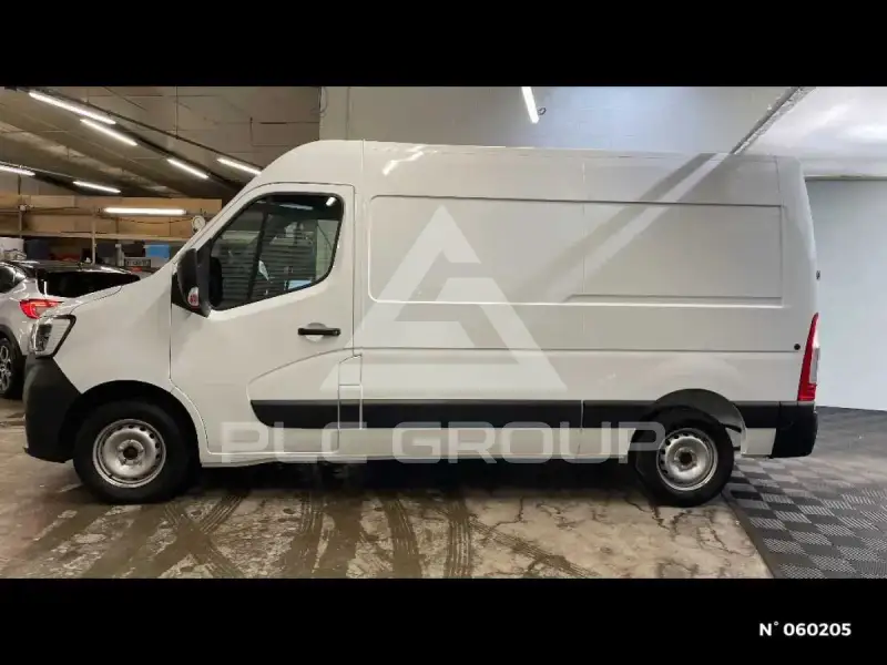 2024 Renault Master