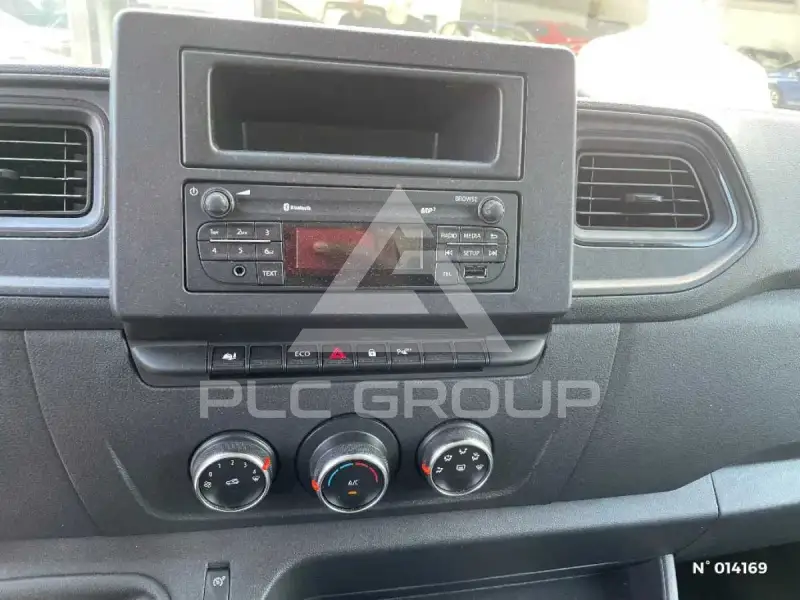 2024 Renault Master