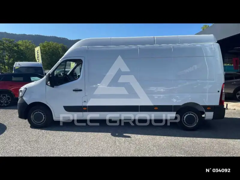 2024 Renault Master