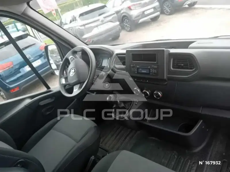 2024 Renault Master