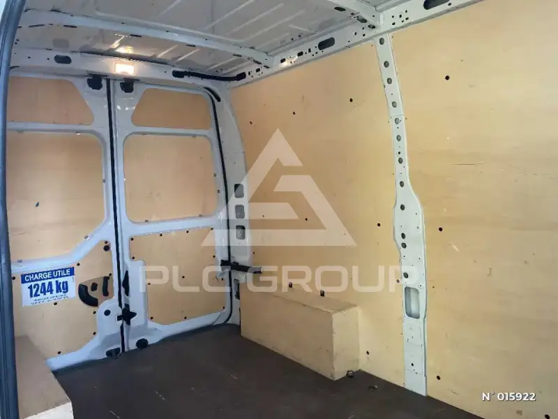 2024 Renault Master