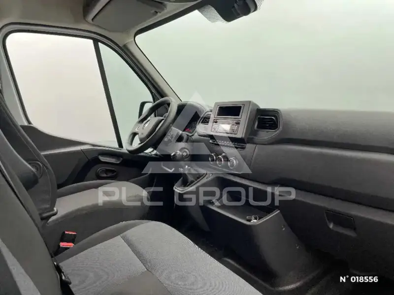 2024 Renault Master