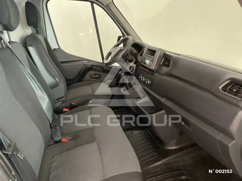 2024 Renault Master