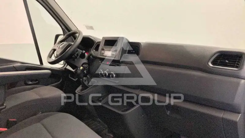 2024 Renault Master