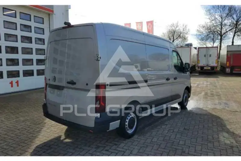 2024 Renault Master