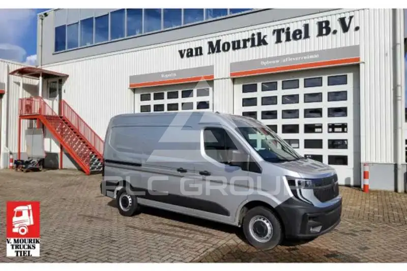 2024 Renault Master