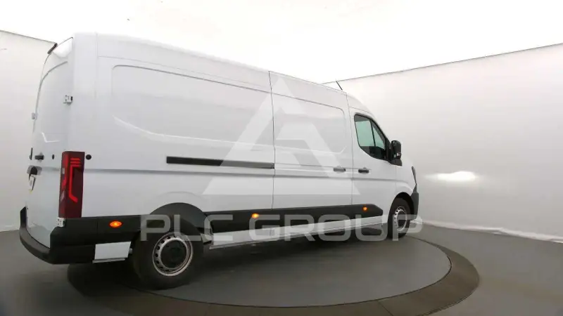 2024 Renault Master