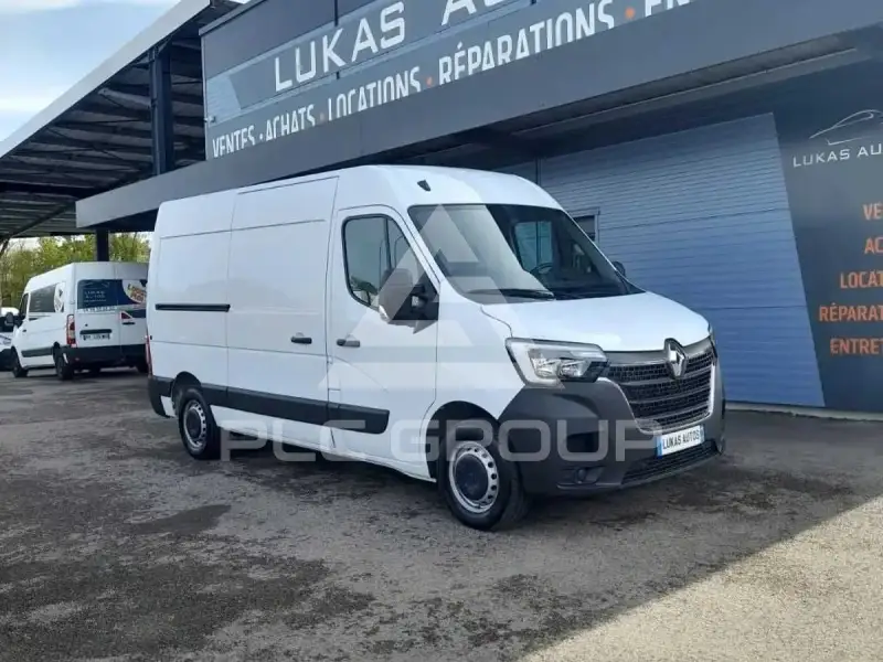 2024 Renault Master