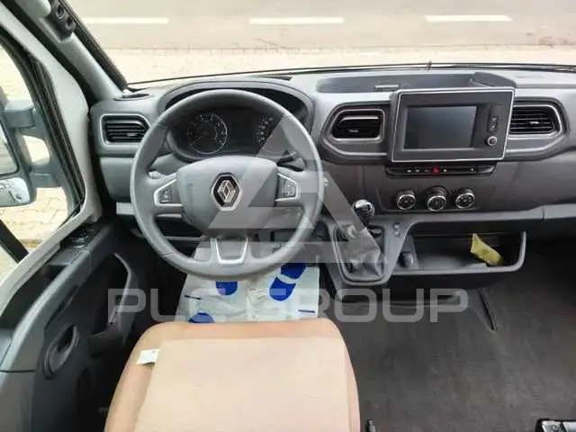 2024 Renault Master