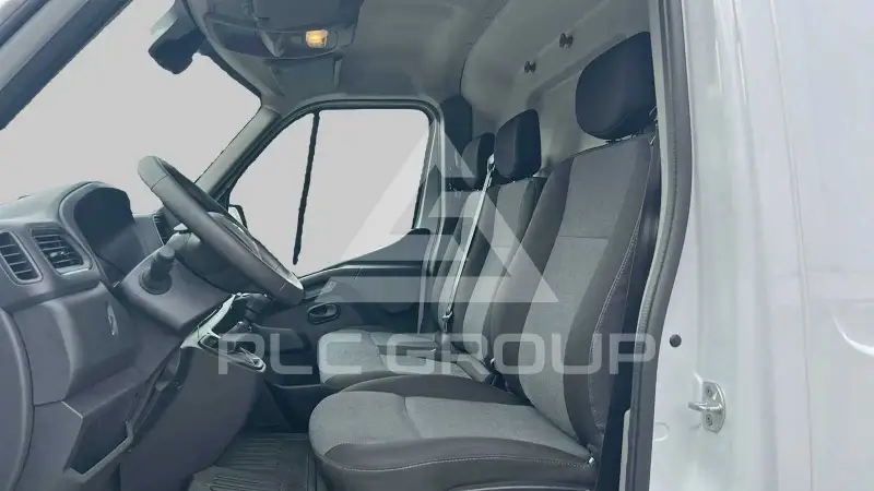 2024 Renault Master