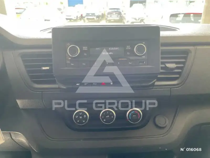 2024 Renault Trafic