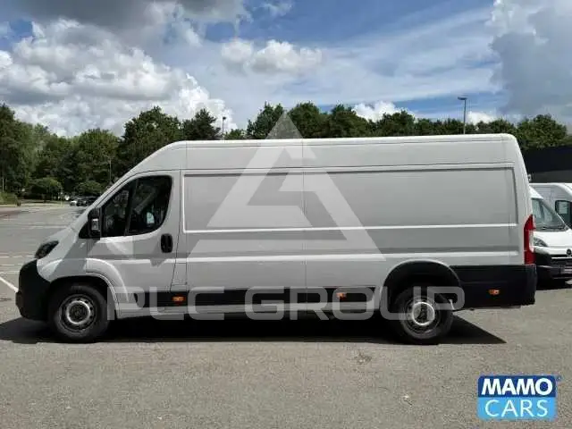 2024 Opel Movano