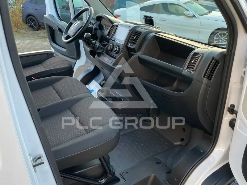 2024 Opel Movano