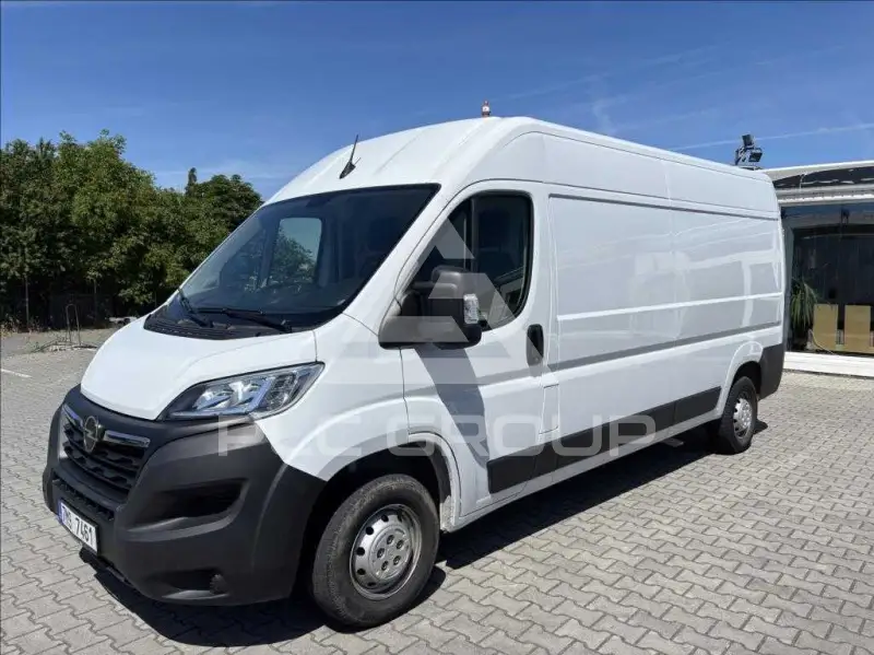2024 Opel Movano