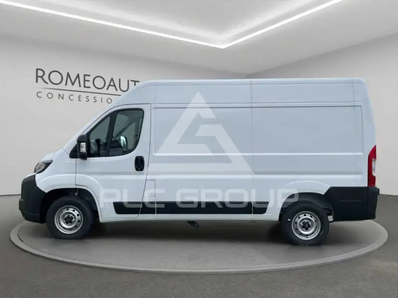 2024 Opel Movano
