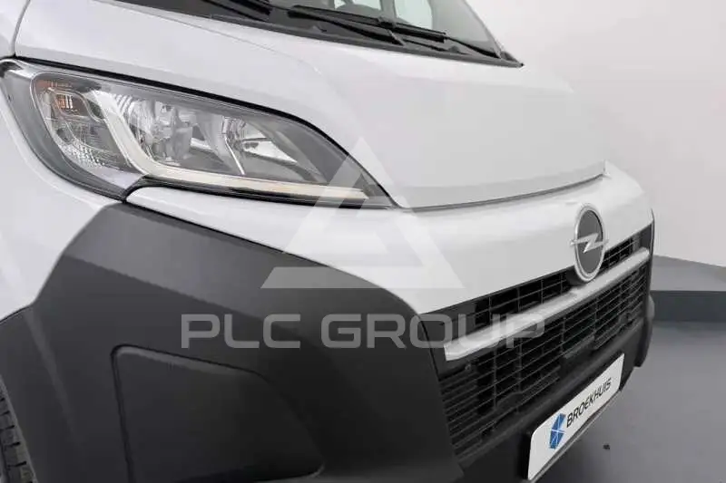 2024 Opel Movano
