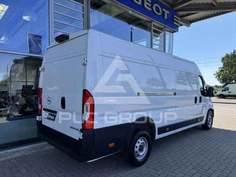 2024 Opel Movano