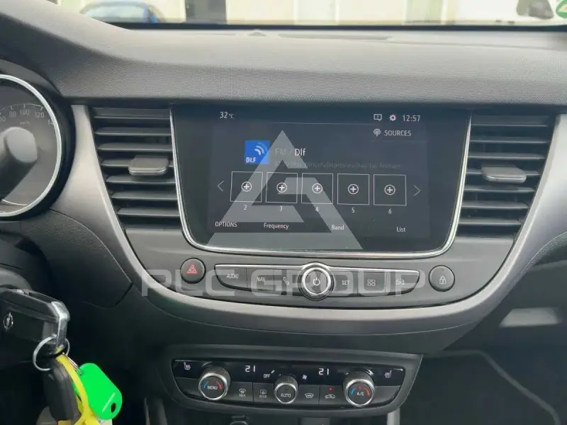2024 Opel CrosslandX