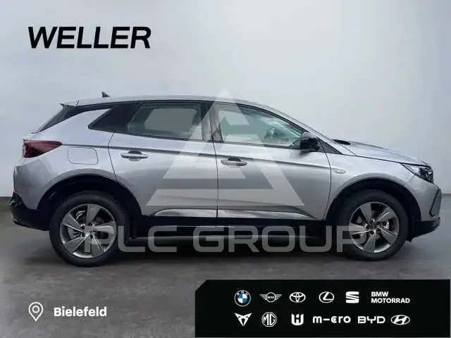 2024 Opel GrandlandX