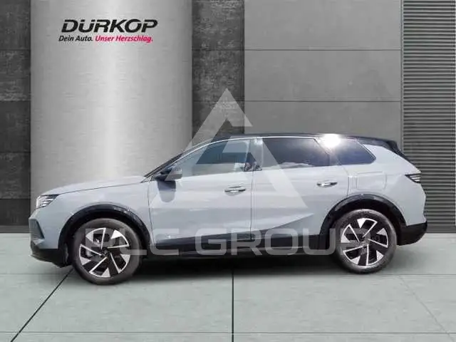 2024 Opel GrandlandX